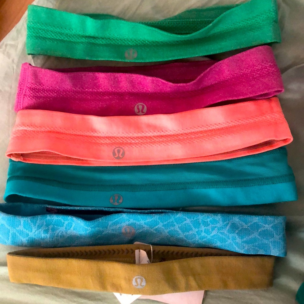 6 assorted Lululemon headbands 💕